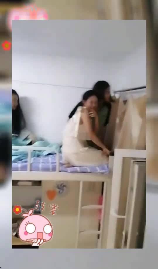 女生宿舍在线观看,揭秘青春岁月里的温馨时光  第3张